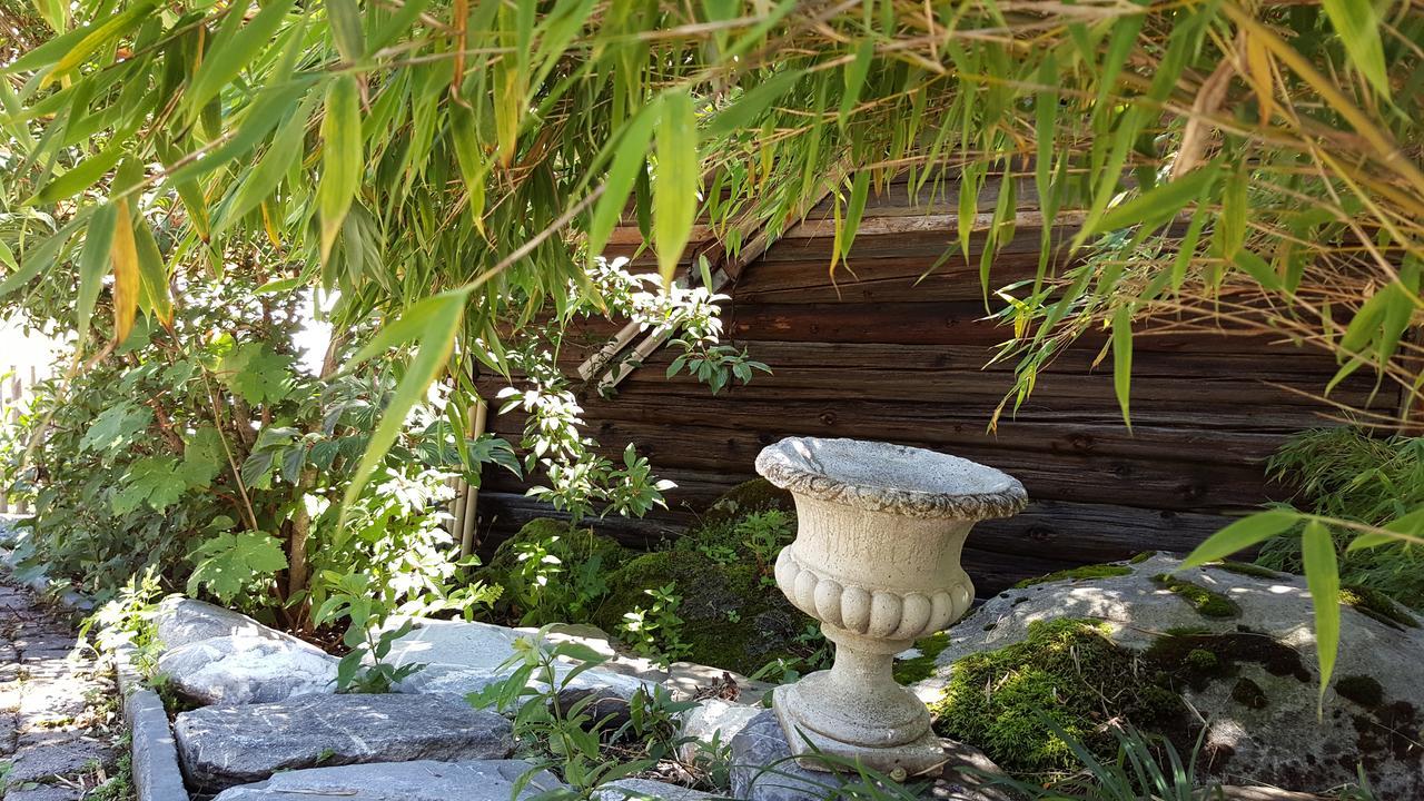 伦克Bergluft住宿加早餐旅馆 外观 照片